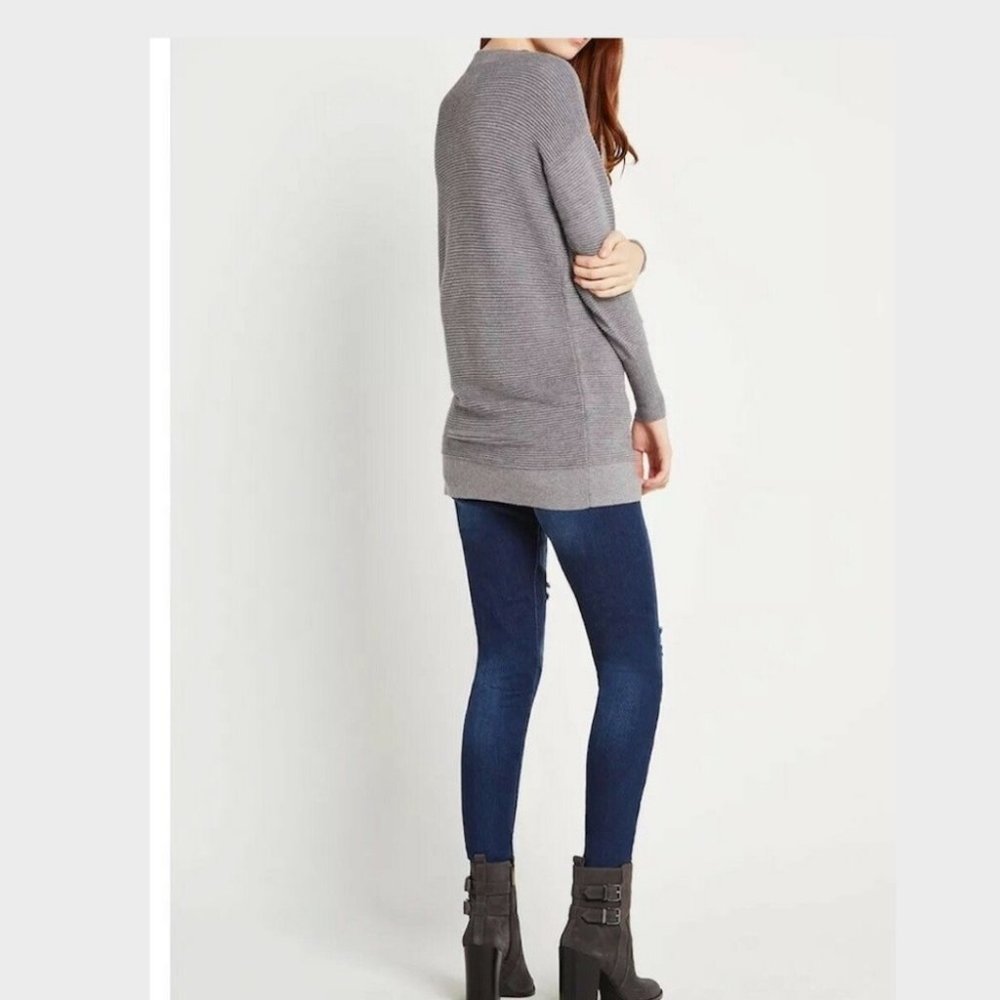 Bcbgeneration Tunic Gray Sweater - image 4